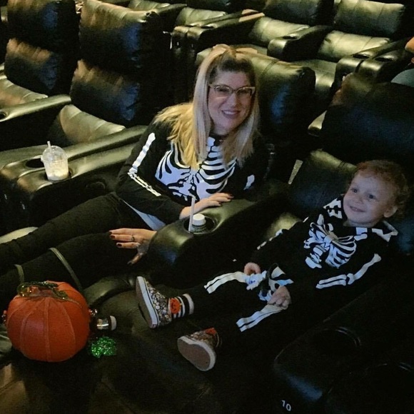 Meet your Posher, Taylor - Picture 7 of 8